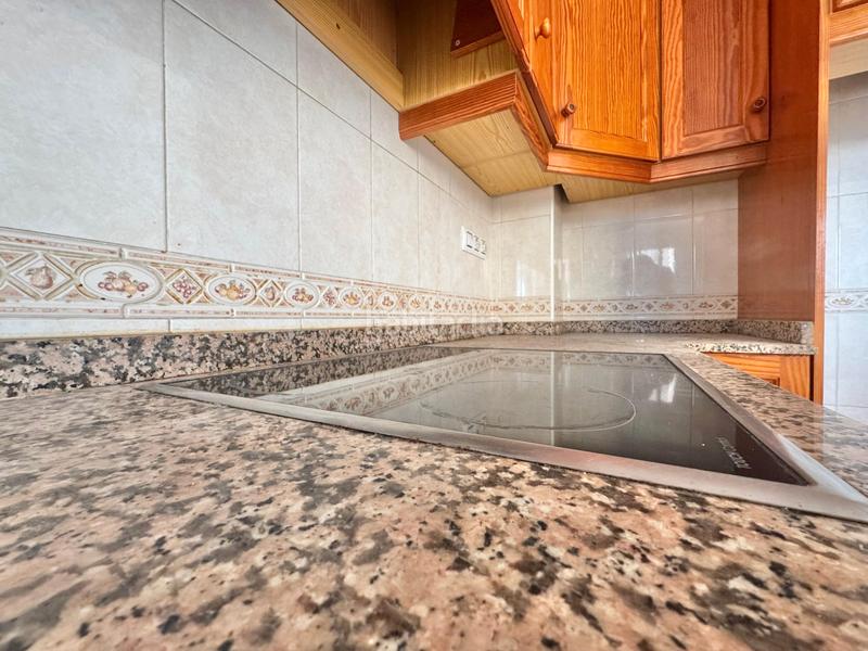 Foto 0c79566a-21fa-4002-89ae-34658e7f5766. Chalet avec parking dans Villamartín-Las Filipinas Orihuela