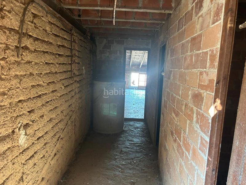 Foto d624fde0-60a8-436e-a43f-f7dc84311f18. Casa adossada a Massalcoreig