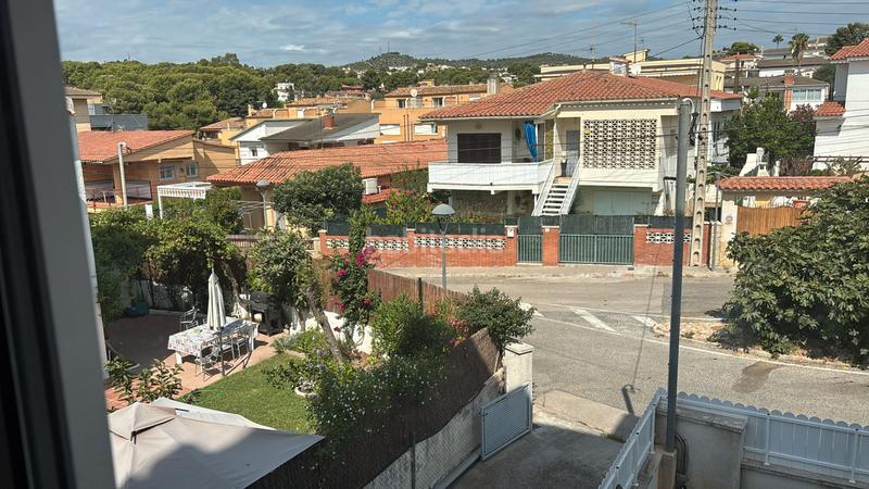 Foto 754f7d77-d46c-4f91-a837-b51ca2320f27. Appartamento con parcheggio in Cunit residencial Cunit