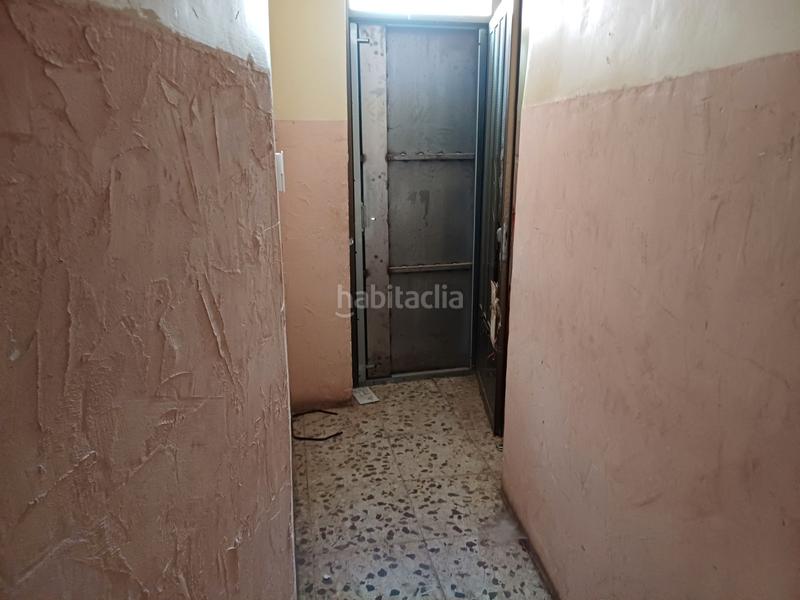 Foto 11a5a15b-1c6f-46a6-b88c-19fe8c3b446b. Casa adossada amb aparcament a Yecla