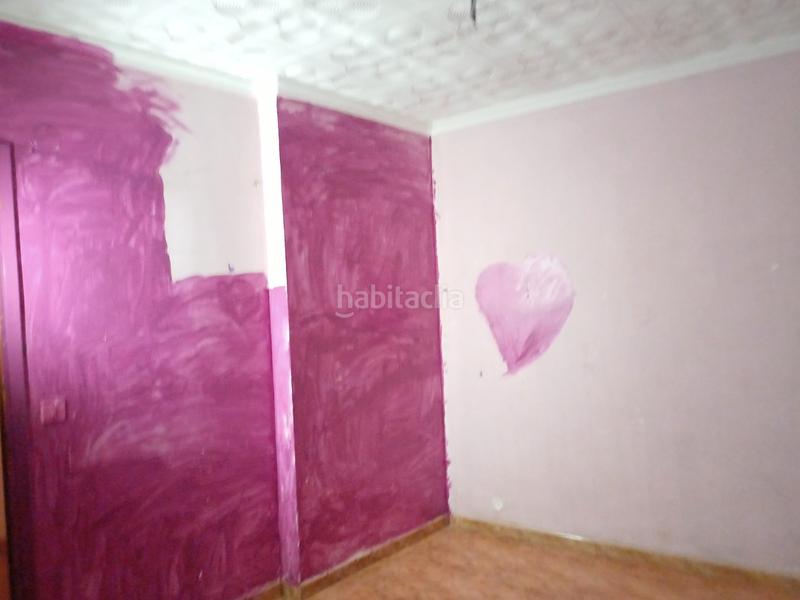 Foto e893ae46-3fdd-4608-840b-841f4af11f27. Casa adossada amb aparcament a Yecla