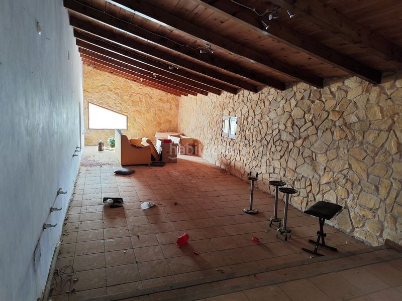 Foto cc3060eb-b762-4116-bcb2-4da38a37e03a. Edificio in Caravaca de la Cruz