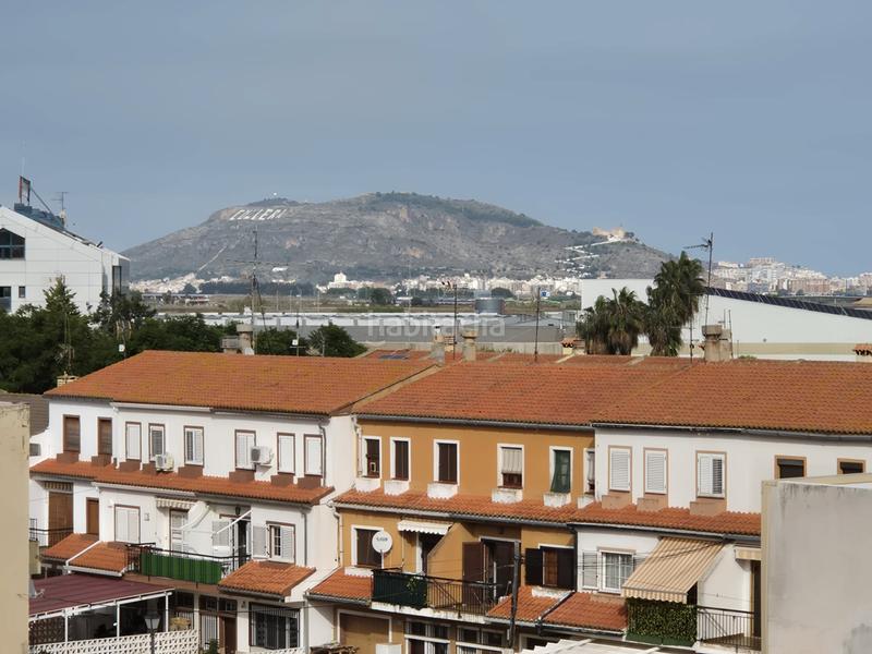 Foto e0316d50-b29d-42df-a59f-22379704d2bf. Dachwohnung mit parking in Favara