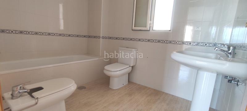 Foto 398f12c0-259a-43d4-ab2c-30f4859a5c44. Piso en Playa Poniente Benidorm