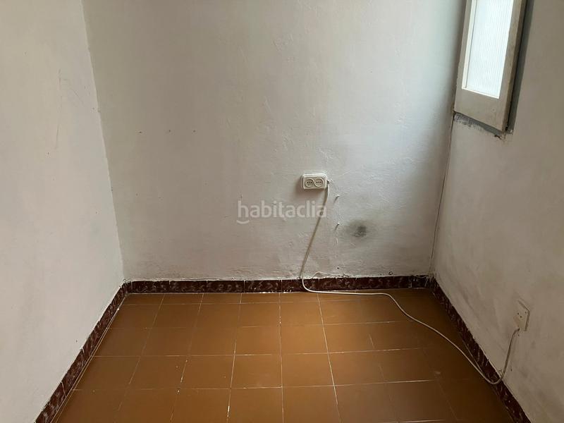 Foto 00cd564d-8734-43c2-b10c-02dd4ec9cff8. Piso en Raval Barcelona