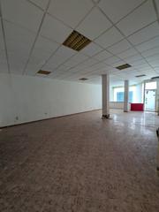 Local Comercial  Carrer recinte festiu