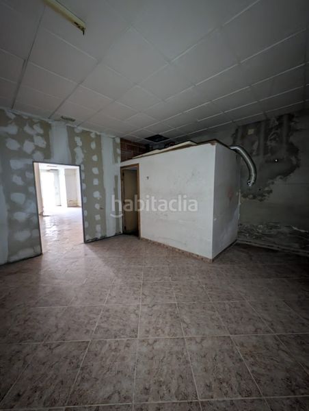 Foto 9d4720f4-67a8-42e3-ac5d-9f1fcfcea5ed. Local comercial a Deltebre