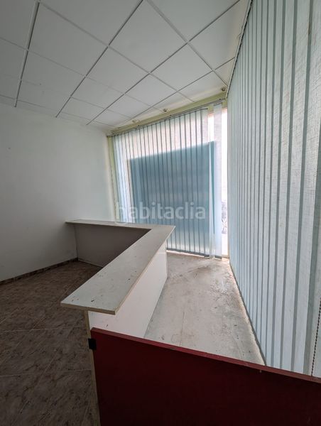 Foto f735bd6e-2ae4-475b-b0b8-a23ca78a4de3. Local comercial a Deltebre
