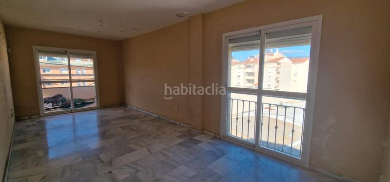 Foto e6decdbb-0fa1-41f7-8dbd-6e244d376106. Flat with parking pool in San Luis de Sabinillas Manilva