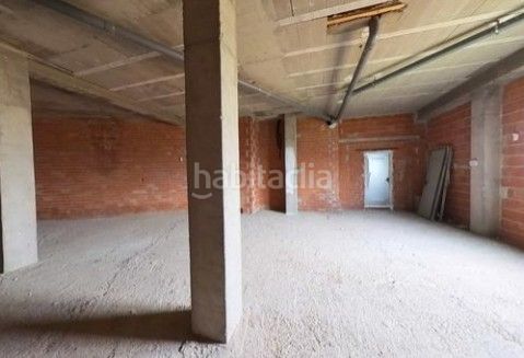 Foto 2a2f7cb2-5907-48d2-879a-d6500ceb8271. Local comercial a Illueca