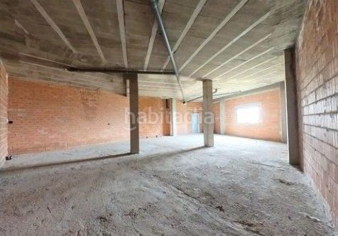 Foto 2bec184d-9ca2-4970-bef9-c20c52ae5bbf. Local comercial a Illueca