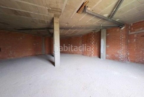 Foto 82c8c15d-63b0-422c-916d-77fcf0461c7f. Local comercial a Illueca