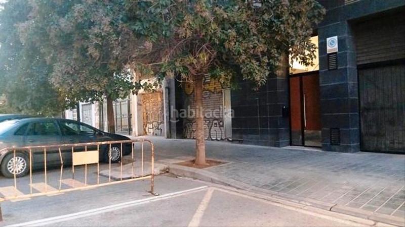 Foto 2f1232d1-b72c-4003-bbff-dde6ac8c5ecf. Local comercial en La Petxina Valencia