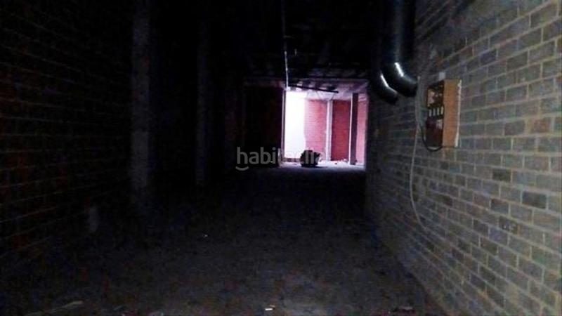 Foto 4676ce34-c14b-4ddf-a802-8cd6081a49ae. Local comercial en La Petxina Valencia