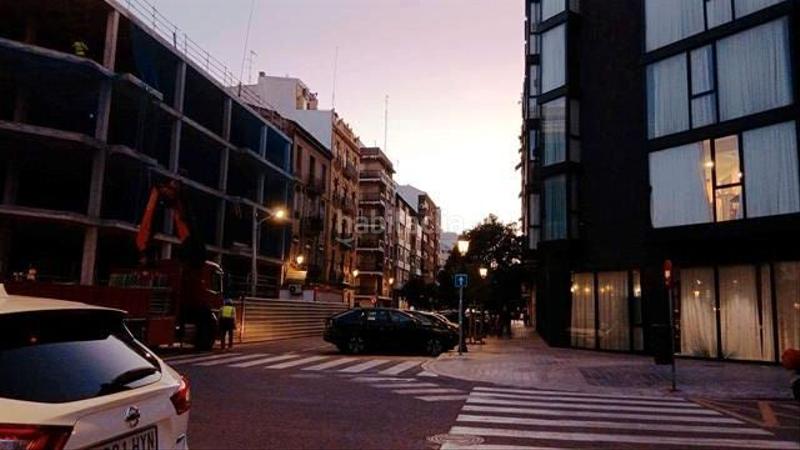 Foto 7b27f6a5-1769-451f-bce1-2540b903c3fd. Local commercial dans La Petxina Valencia