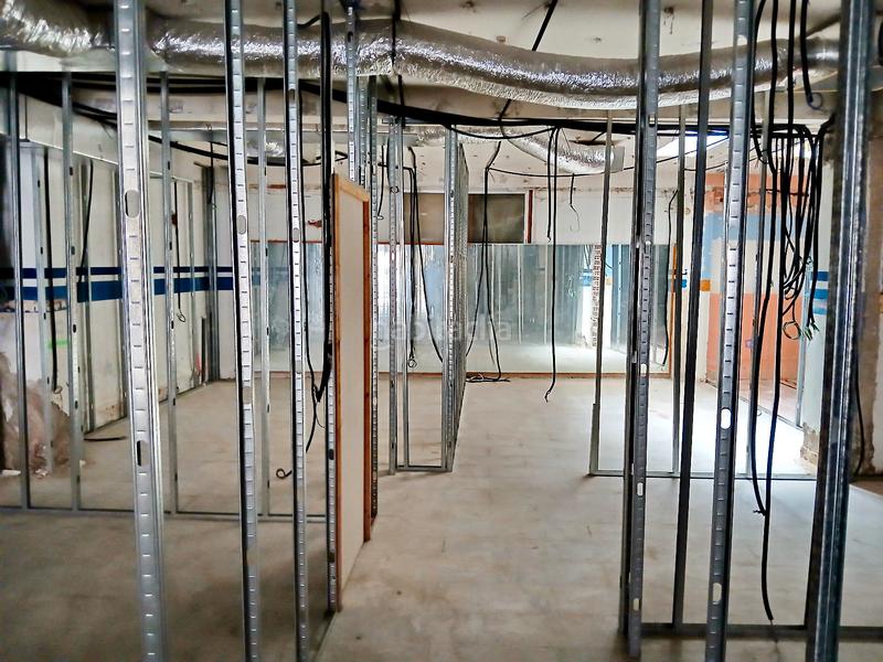 Foto 02bebe13-2441-4f0c-9154-167c1b7cc9b4. Local comercial en Vall d´Uixó (la)