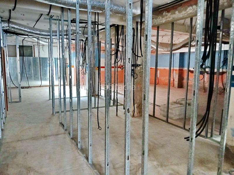 Foto 1c631898-9d49-4fde-be95-8d7849217939. Local comercial en Vall d´Uixó (la)