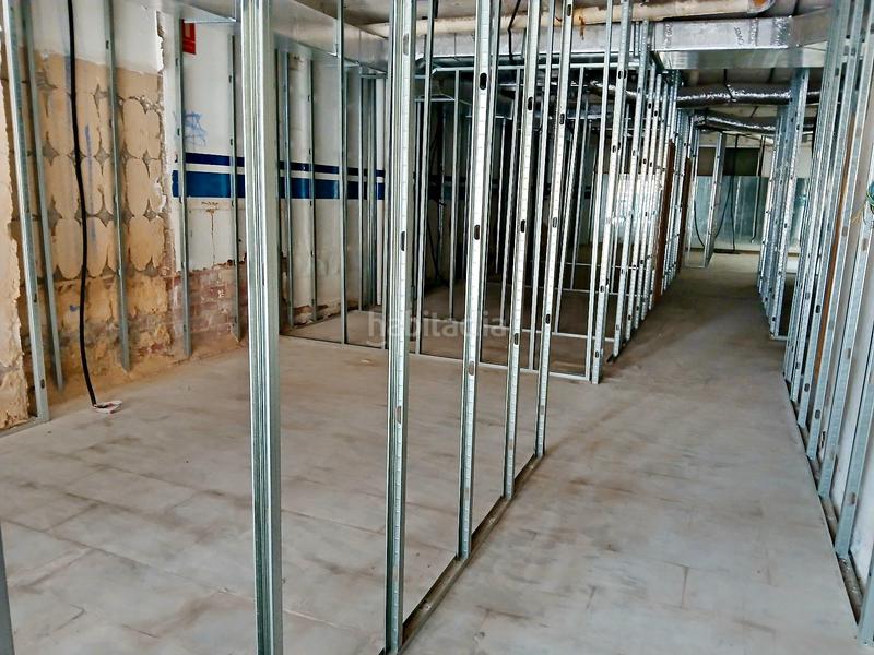 Foto 40aefa10-5f94-4c62-a76a-cc306608e9c7. Local comercial en Vall d´Uixó (la)