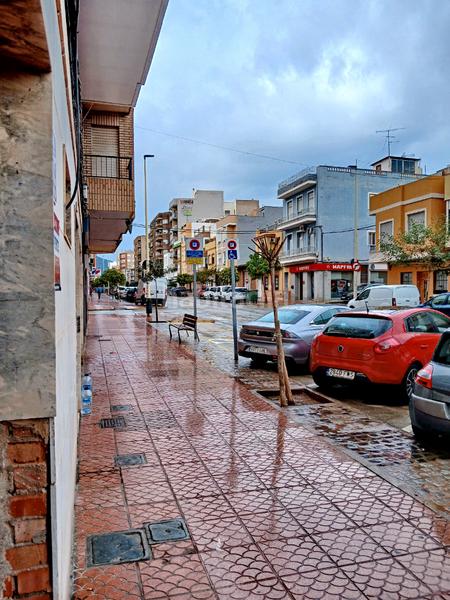 Foto c6793b76-ba70-4a51-901a-2e46fc9b0a38. Local comercial en Vall d´Uixó (la)