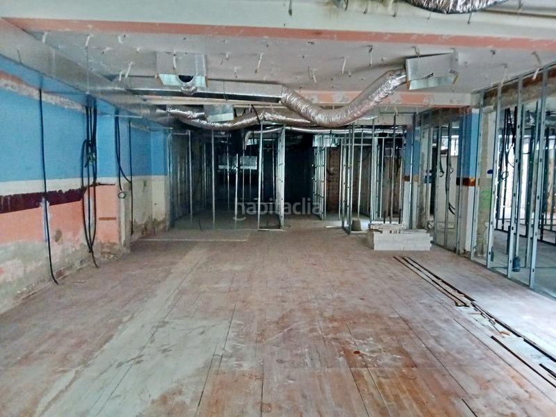 Foto c7fa0de9-1cfa-432d-bafe-dcacce3f482a. Local comercial en Vall d´Uixó (la)