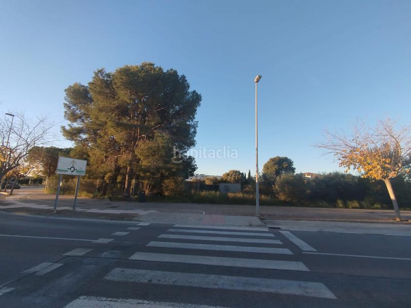 Foto f08f6f02-c2e6-4c33-8e57-cd988f491c98. Terreno residencial en Centro Comercial - Capsades - Hospital Vinaròs