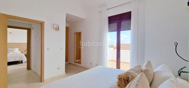 Foto d7cdbadb-5092-4936-bf74-43e3259a4654. Casa adossada amb aparcament a Doña Julia Golf Casares