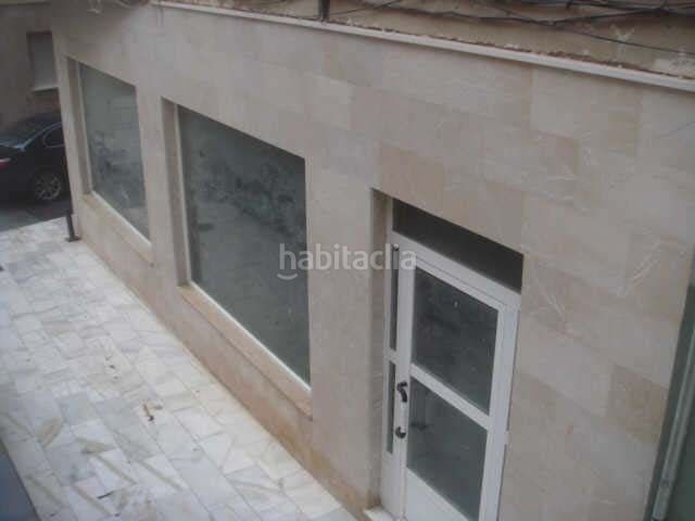 Foto 332f76f2-5d03-4c4b-a25f-c8b6bf6df569. Local comercial a Macael