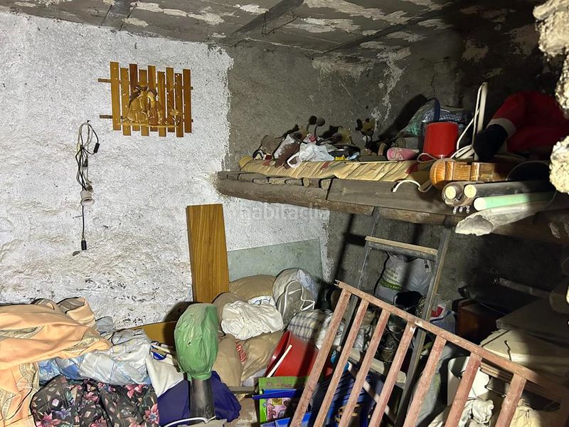 Foto c555a5dd-d739-491d-a6c6-6c3a2fb1abfb. Casa adossada a Abrucena