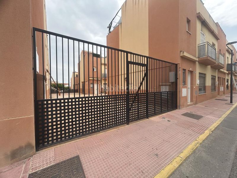 Foto 9b1267ad-9c94-4c2b-9b68-4af82d520cd3. Aparcament cotxe a Vera ciudad Vera