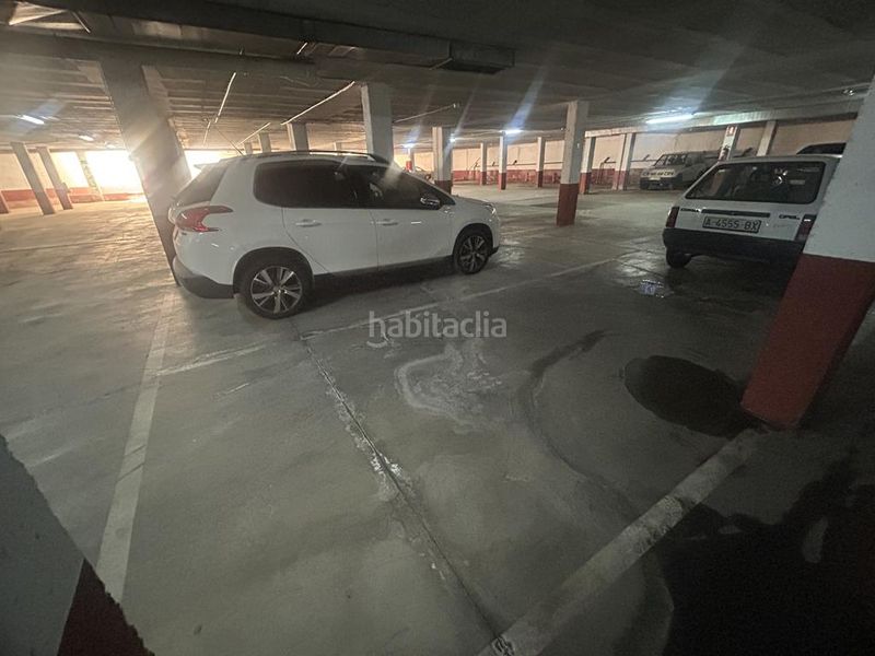 Foto a67d9e30-acb7-41cf-8e39-575c1a540938. Aparcament cotxe a Vera ciudad Vera