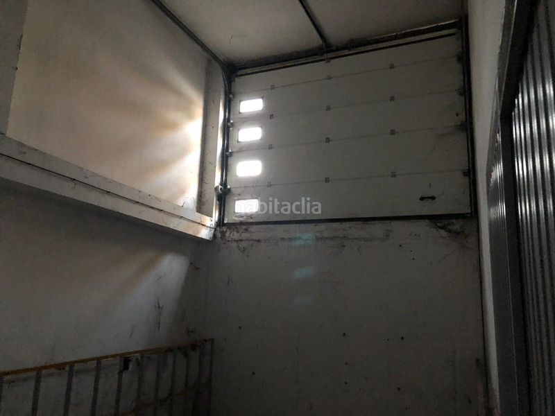 Foto 45629ed3-7220-49b2-aa88-edd6e94da0df. Aparcament cotxe a Baena