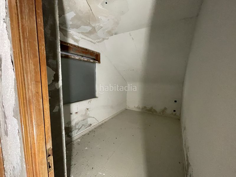Foto becd9c82-e77b-4e79-b54c-fd6ff1d7ca12. Edifici a Otero de Bodas