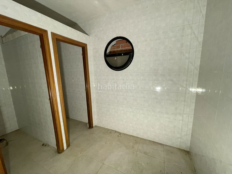 Foto fad0df16-2e4a-4a9f-8240-cc66bb42d384. Edifici a Otero de Bodas