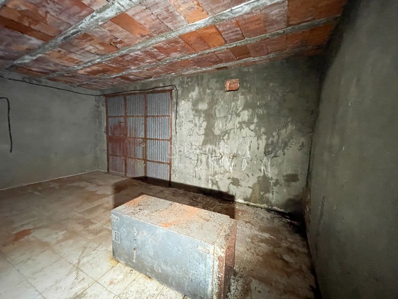 Foto fb10e560-e512-4194-8244-c616703ab842. Edifici a Otero de Bodas
