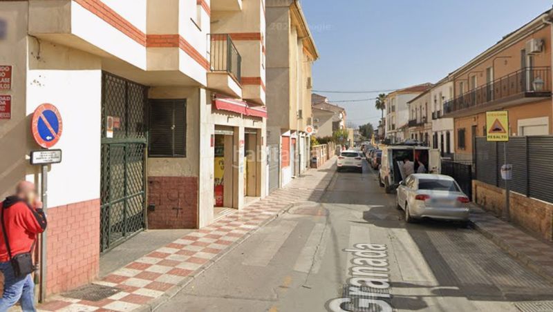 Foto 0785a1b6-d532-4b35-824d-ced01b4e6b95. Aparcament cotxe a Cúllar Vega