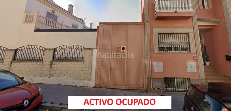 Foto 7824ed68-da68-4f90-bf1f-a9344da079d5. Aparcament cotxe a Úbeda