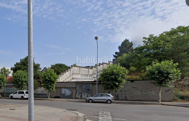 Foto 72cd1757-a73f-449d-bcce-7aa15c271d58. Aparcament cotxe a Flores de Sil - La Placa Ponferrada