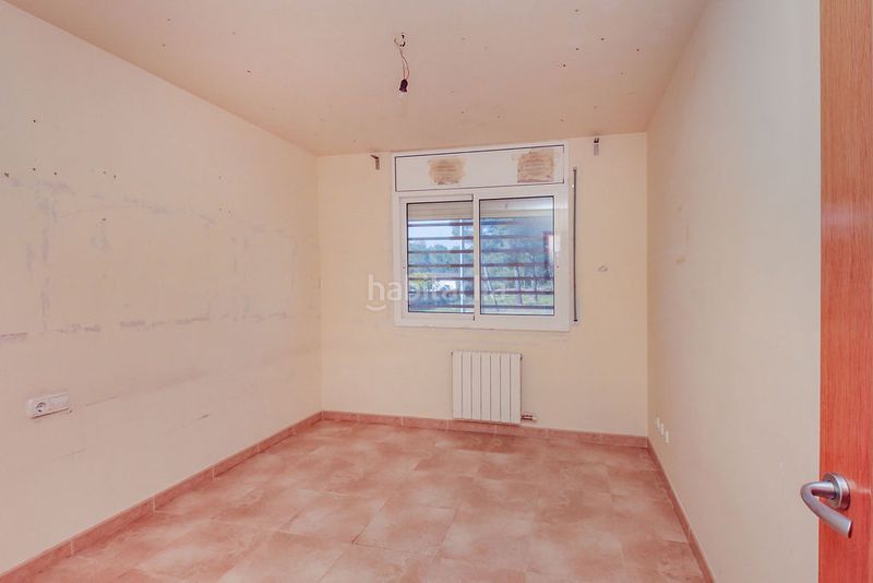 Foto e6029bec-6d35-45dc-850c-f352d3418ffd. Casa amb aparcament a Cabra del Camp