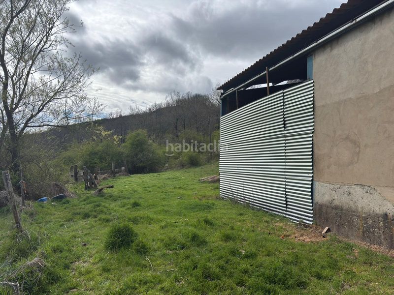 Foto ca4f9d86-5a7a-4c85-a94d-bec754db48fd. Nave industrial en Valdepiélago