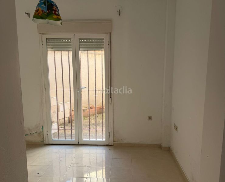 Foto 6fd3f4d0-0770-4823-a9ad-7c1c3b2daf4f. Pis amb aparcament a El Zabal-Santa Margarita Línea de la Concepción (La)