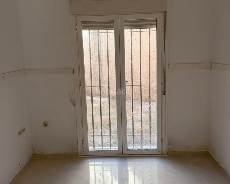 Foto 71563e5c-6d07-4989-a3d0-ac33a0e9e1a2. Pis amb aparcament a El Zabal-Santa Margarita Línea de la Concepción (La)