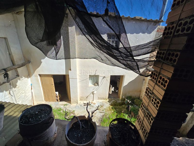 Foto 8924046d-6b42-4cb9-8951-e8fcdf3fbaaf. Casa a calle juan m baron 7 a Caniles