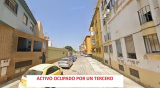 Flat in Calle santa isabel 12