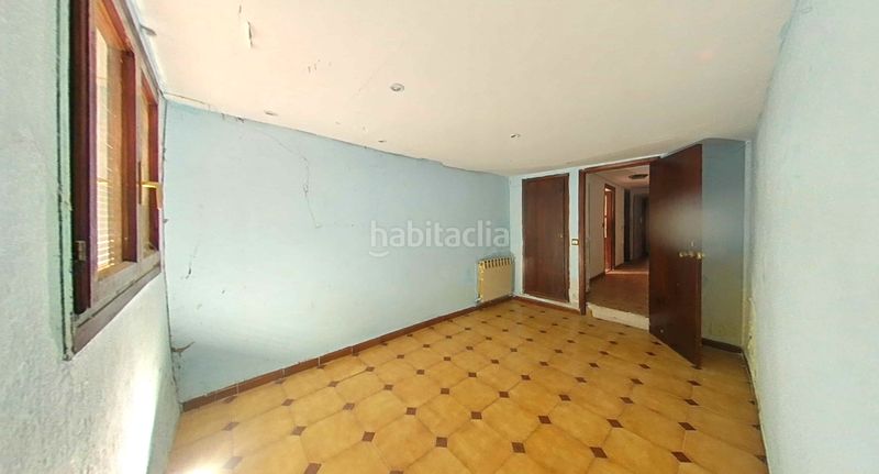 Foto 11b24cea-ea15-4d75-a44f-a68c93aa4381. Pis a Autol