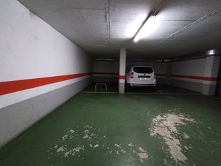 Aparcament cotxe a Avenida de Logroño