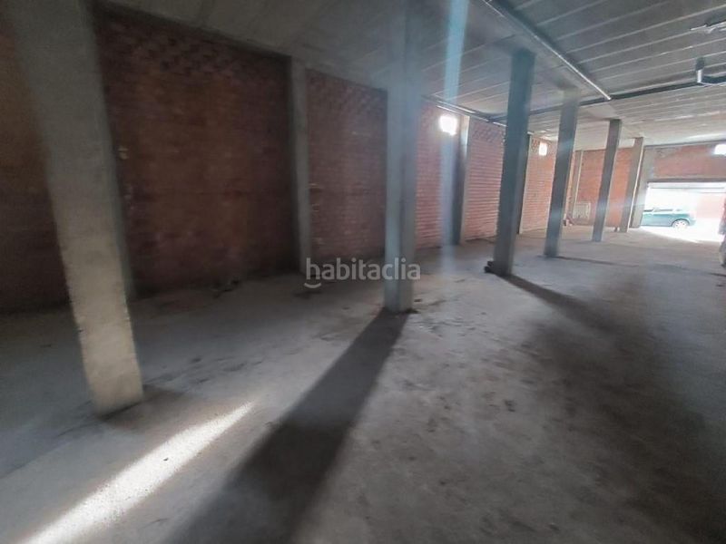 Foto c58d2843-a216-4dd4-86ee-fee84fe07686. Local comercial a Andújar