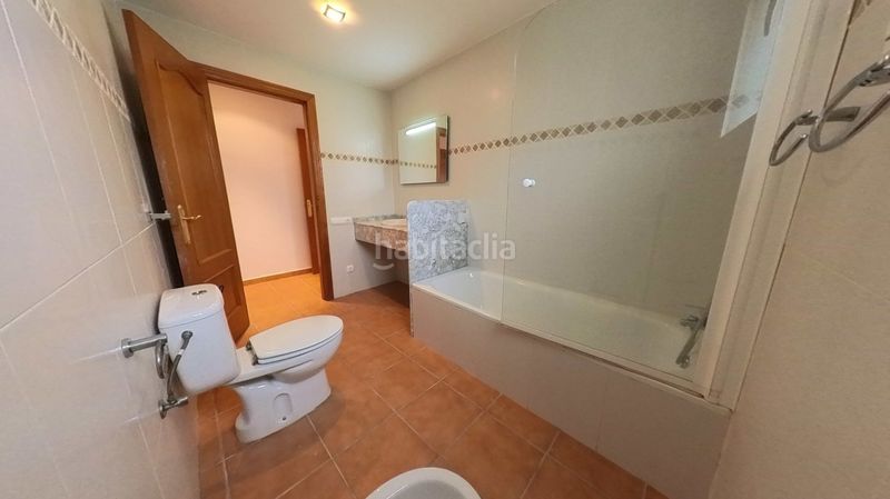 Foto 3b51c83e-fc67-4099-89d8-6d880a9cbff1. Casa amb aparcament a Sollana