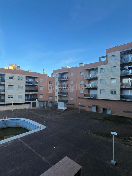 Foto e00f1ba5-a00f-423e-8eea-9878ac9d2db4. Pis amb piscina a Móra d´Ebre