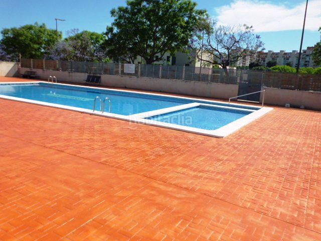 Foto f372b299-7790-4f7d-88b2-3f6becc8dc78. Pis amb calefacció aparcament piscina a Sotolivar-Mas del Rosari Paterna
