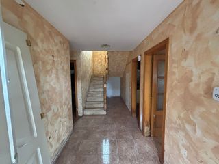 Casa  Carrer de la noguera ribagorçana. Magnífica casa independiente en el vendrell